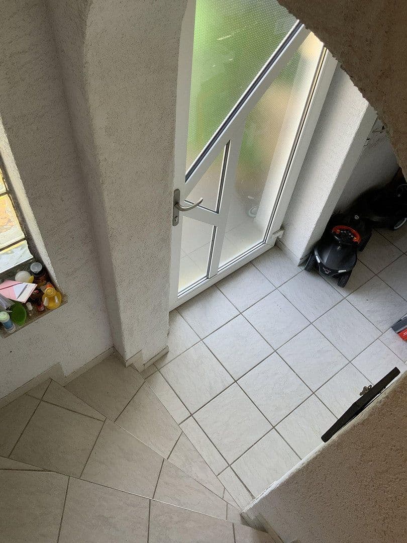 Predaj domu 180 m², pozemok 486 m², Neu-Anspach, Hesensko Predaj domu 180 m², pozemok 486 m², Neu-Anspach, Hesensko