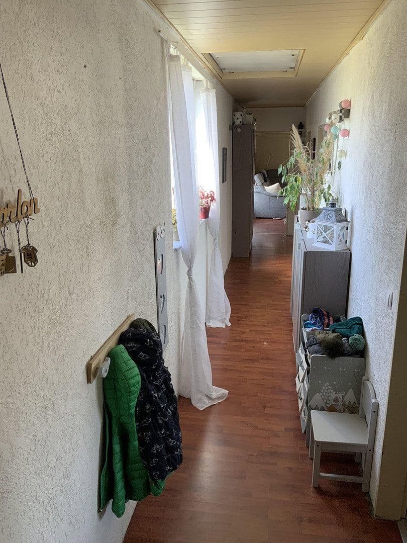 Predaj domu 180 m², pozemok 486 m², Neu-Anspach, Hesensko Predaj domu 180 m², pozemok 486 m², Neu-Anspach, Hesensko