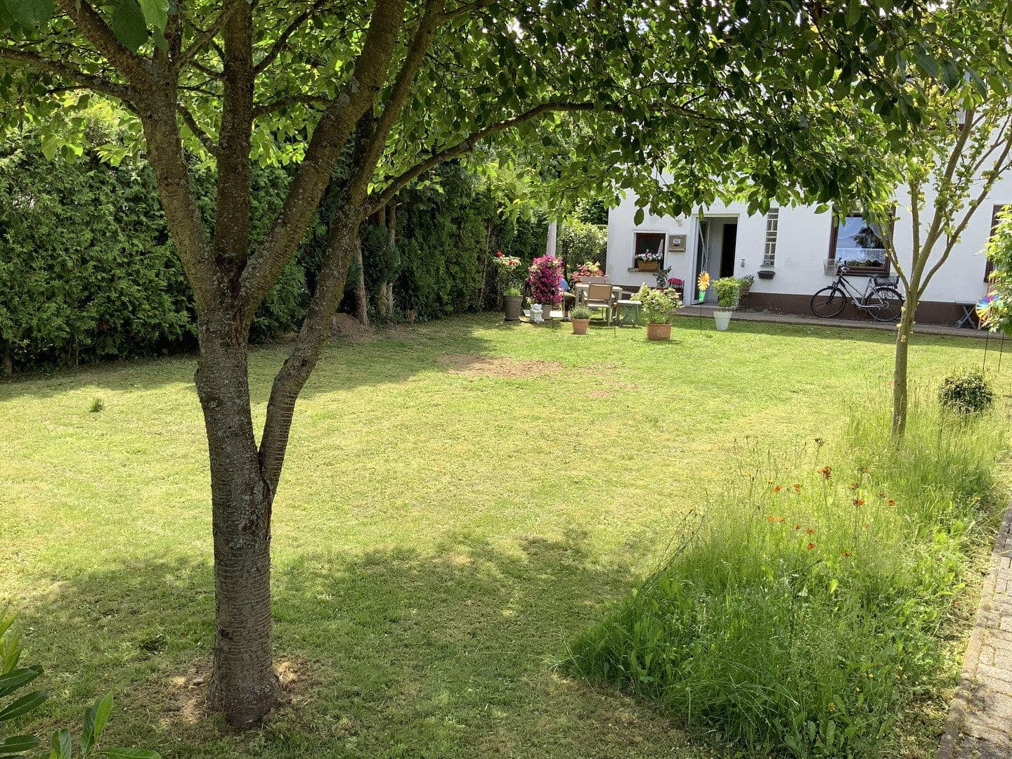 Predaj domu 180 m², pozemok 486 m², Neu-Anspach, Hesensko Predaj domu 180 m², pozemok 486 m², Neu-Anspach, Hesensko