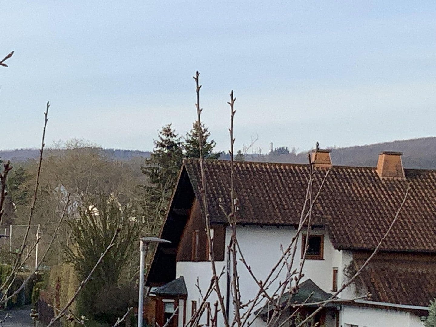 Predaj domu 180 m², pozemok 486 m², Neu-Anspach, Hesensko Predaj domu 180 m², pozemok 486 m², Neu-Anspach, Hesensko