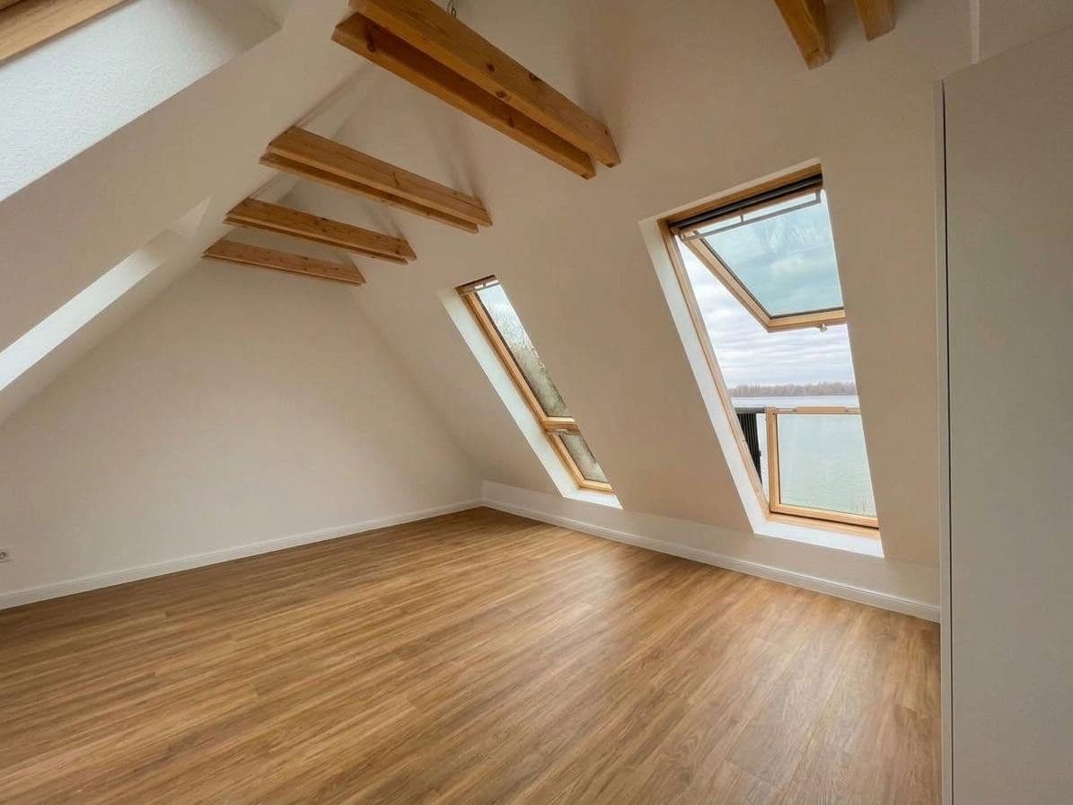 Prenájom domu 95 m², pozemok 1.300 m², Malente, Šlezvicko-Holštajnsko Prenájom domu 95 m², pozemok 1.300 m², Malente, Šlezvicko-Holštajnsko
