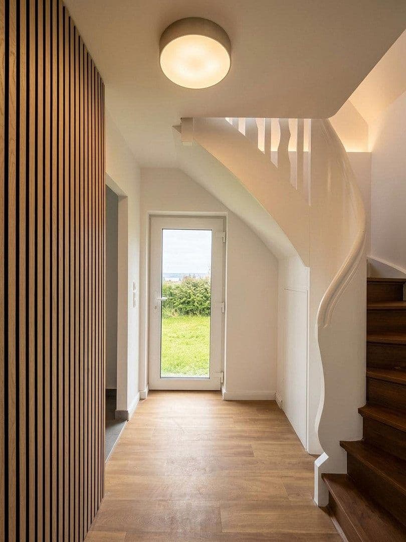 Prenájom domu 95 m², pozemok 1.300 m², Malente, Šlezvicko-Holštajnsko Prenájom domu 95 m², pozemok 1.300 m², Malente, Šlezvicko-Holštajnsko