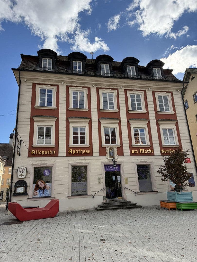 Prenájom kancelárie 150 m², Marktplatz 18, Ellwangen (Jagst), Bádensko-Wurttembersko Prenájom kancelárie 150 m², Marktplatz 18, Ellwangen (Jagst), Bádensko-Wurttembersko
