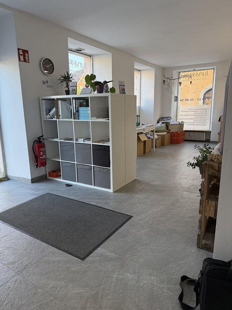 Prenájom kancelárie 150 m², Marktplatz 18, Ellwangen (Jagst), Bádensko-Wurttembersko Prenájom kancelárie 150 m², Marktplatz 18, Ellwangen (Jagst), Bádensko-Wurttembersko