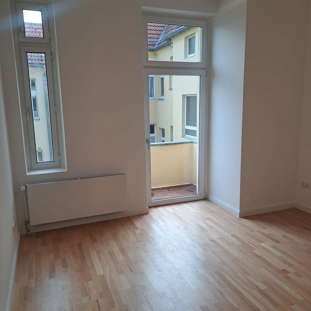 Prenájom bytu 4-izbový 141 m², Berlin, Berlín Prenájom bytu 4-izbový 141 m², Berlin, Berlín