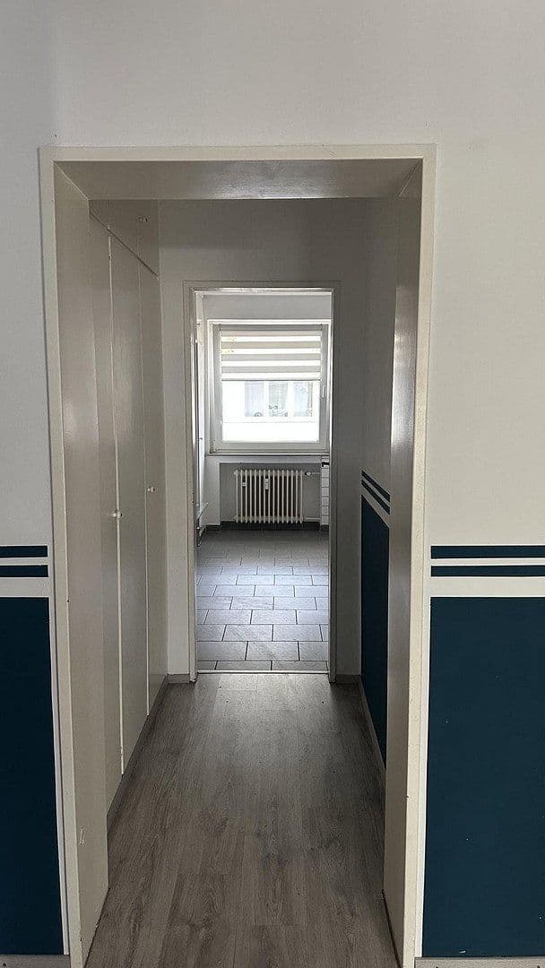 Prenájom bytu 3-izbový 75 m², Ferdinandstr., Düsseldorf, Severné Porýnie - Westfálsko Prenájom bytu 3-izbový 75 m², Ferdinandstr., Düsseldorf, Severné Porýnie - Westfálsko
