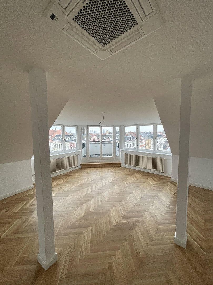 Prenájom bytu 2-izbový 79 m², Wiederitzscher Straße 11, Leipzig, Sasko Prenájom bytu 2-izbový 79 m², Wiederitzscher Straße 11, Leipzig, Sasko