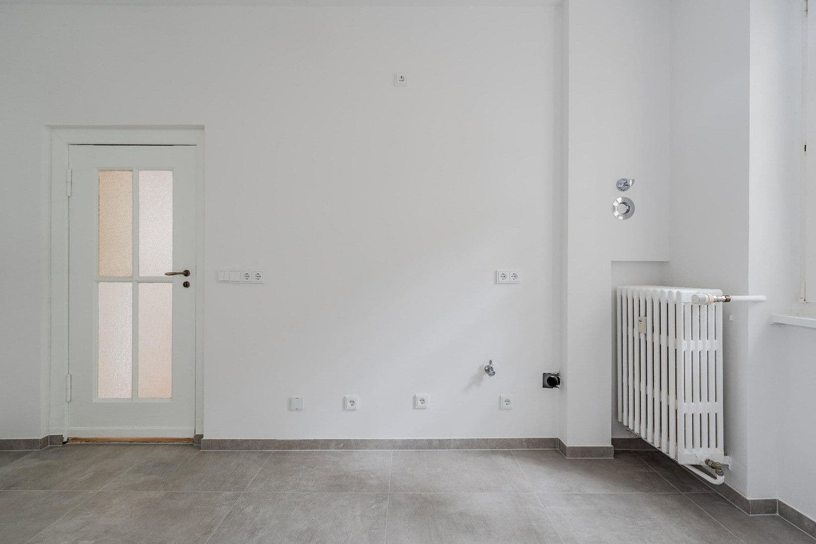 Predaj bytu 4-izbový 148 m², Düsseldorfer Str. 35, Berlin, Berlín Predaj bytu 4-izbový 148 m², Düsseldorfer Str. 35, Berlin, Berlín