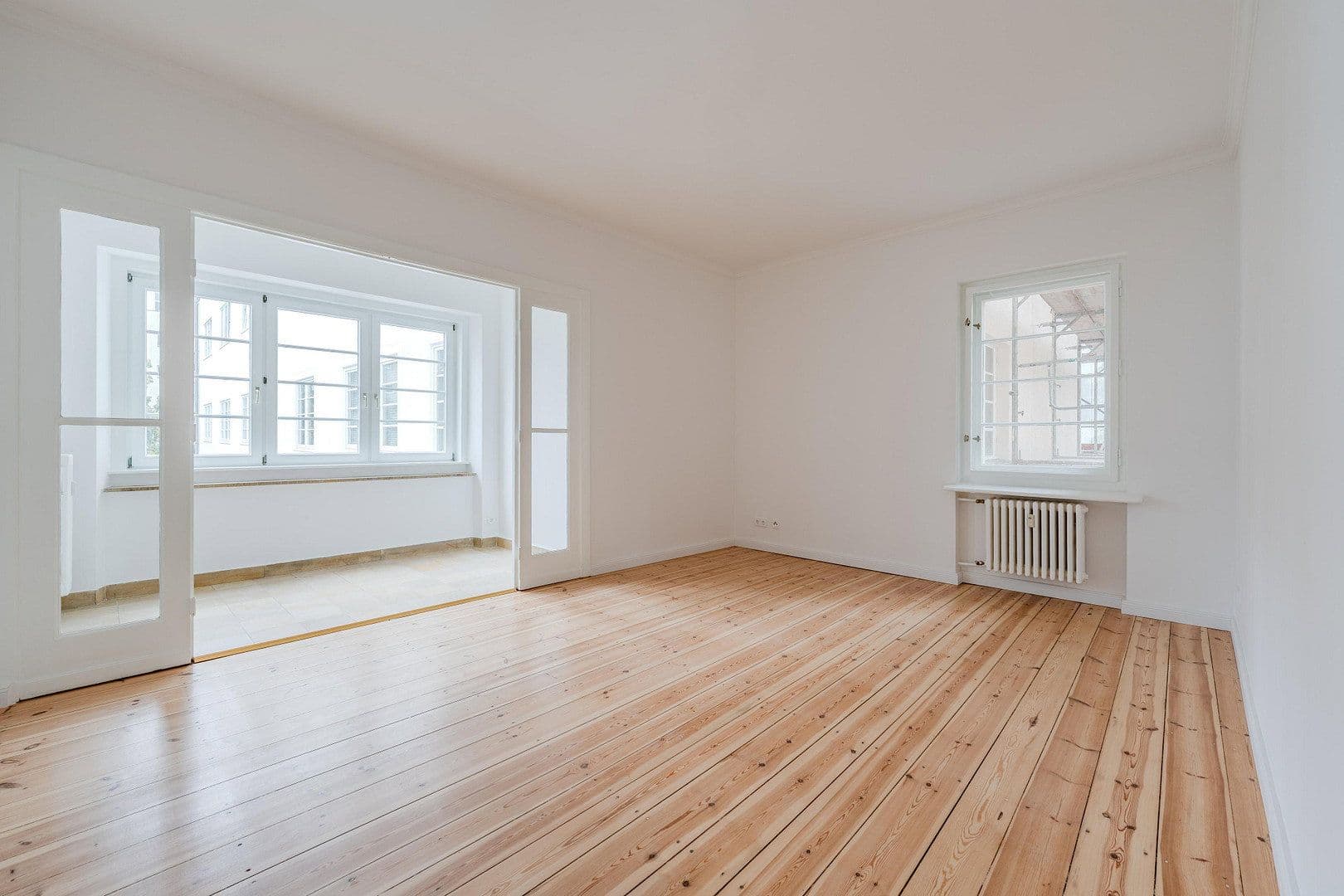 Predaj bytu 4-izbový 148 m², Düsseldorfer Str. 35, Berlin, Berlín Predaj bytu 4-izbový 148 m², Düsseldorfer Str. 35, Berlin, Berlín