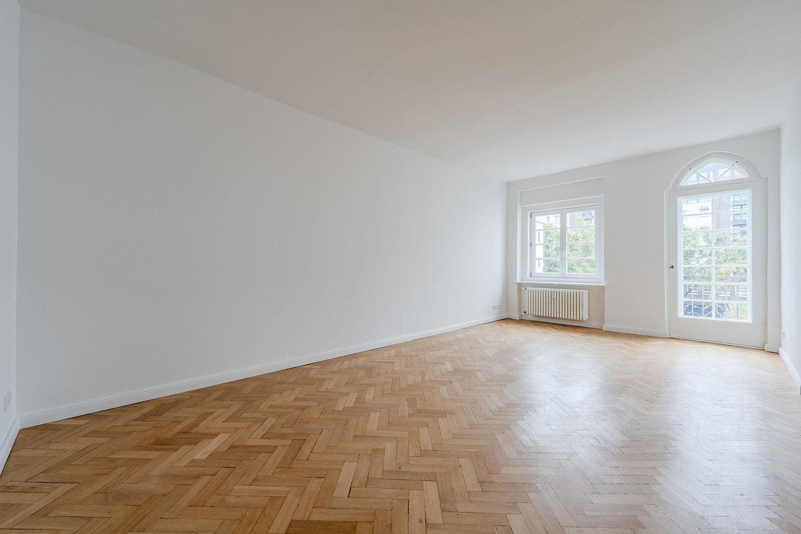 Predaj bytu 4-izbový 148 m², Düsseldorfer Str. 35, Berlin, Berlín Predaj bytu 4-izbový 148 m², Düsseldorfer Str. 35, Berlin, Berlín