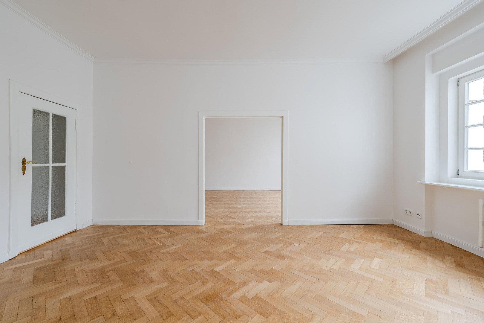 Predaj bytu 4-izbový 148 m², Düsseldorfer Str. 35, Berlin, Berlín Predaj bytu 4-izbový 148 m², Düsseldorfer Str. 35, Berlin, Berlín
