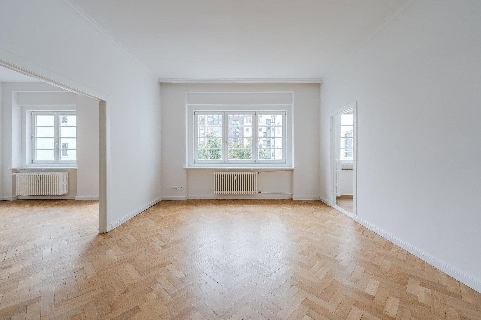 Predaj bytu 4-izbový 148 m², Düsseldorfer Str. 35, Berlin, Berlín Predaj bytu 4-izbový 148 m², Düsseldorfer Str. 35, Berlin, Berlín