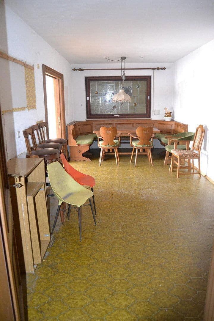 Predaj domu 260 m², pozemok 505 m², Marienstraße 43, Remshalden, Bádensko-Wurttembersko Predaj domu 260 m², pozemok 505 m², Marienstraße 43, Remshalden, Bádensko-Wurttembersko