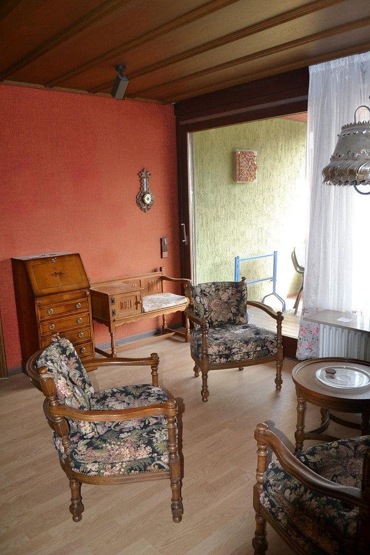 Predaj domu 260 m², pozemok 505 m², Marienstraße 43, Remshalden, Bádensko-Wurttembersko Predaj domu 260 m², pozemok 505 m², Marienstraße 43, Remshalden, Bádensko-Wurttembersko