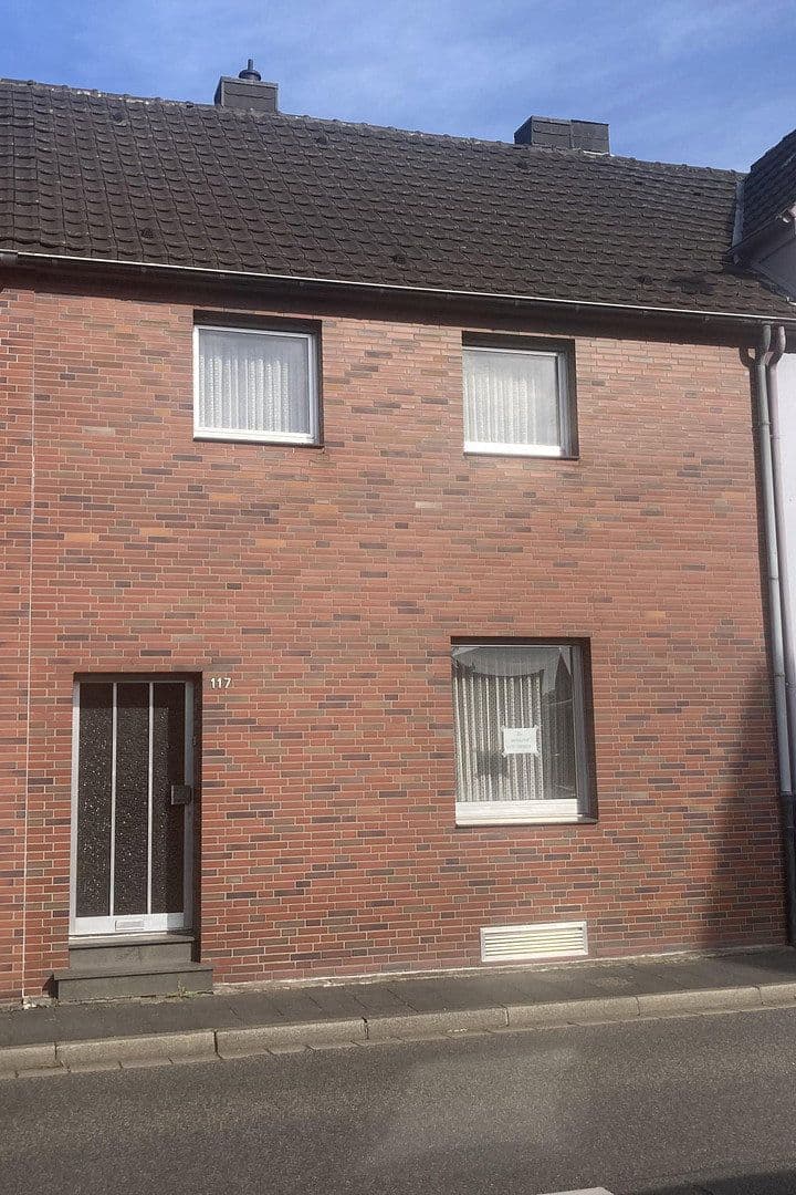 Predaj domu 95 m², pozemok 200 m², Tönisvorst, Severné Porýnie - Westfálsko Predaj domu 95 m², pozemok 200 m², Tönisvorst, Severné Porýnie - Westfálsko