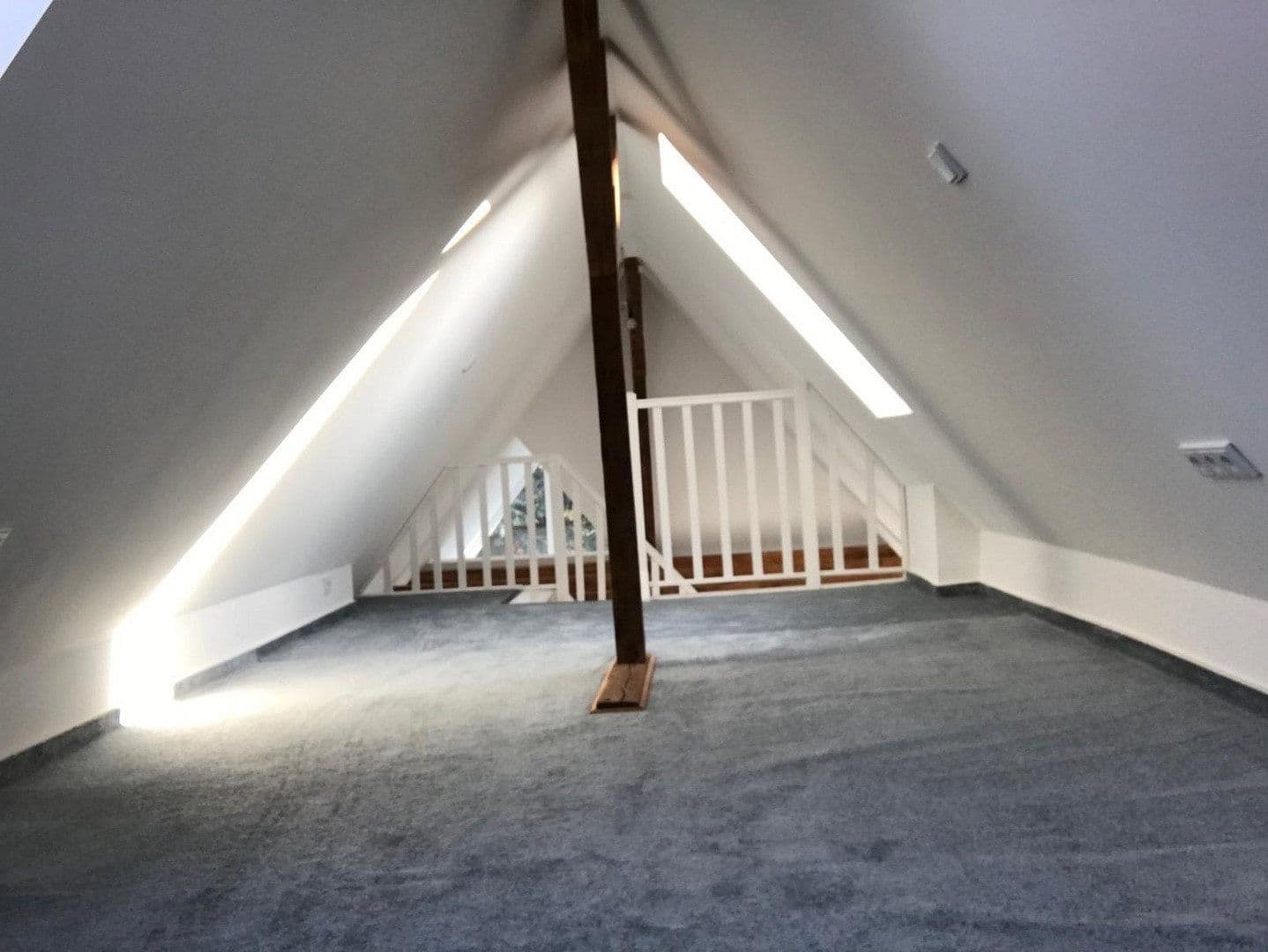 Prenájom domu 215 m², pozemok 717 m², Zehntwerderweg 96, Berlin, Berlín Prenájom domu 215 m², pozemok 717 m², Zehntwerderweg 96, Berlin, Berlín