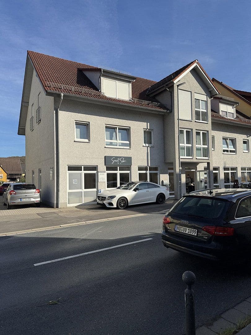 Prenájom kancelárie 100 m², Sinsheim, Bádensko-Wurttembersko Prenájom kancelárie 100 m², Sinsheim, Bádensko-Wurttembersko
