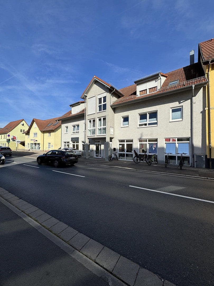 Prenájom kancelárie 100 m², Sinsheim, Bádensko-Wurttembersko Prenájom kancelárie 100 m², Sinsheim, Bádensko-Wurttembersko