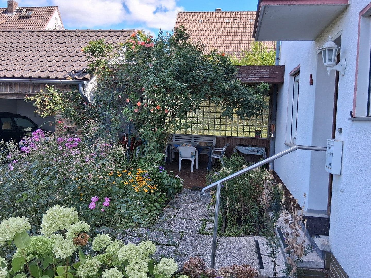 Predaj domu 97 m², pozemok 775 m², Kassel, Hesensko Predaj domu 97 m², pozemok 775 m², Kassel, Hesensko