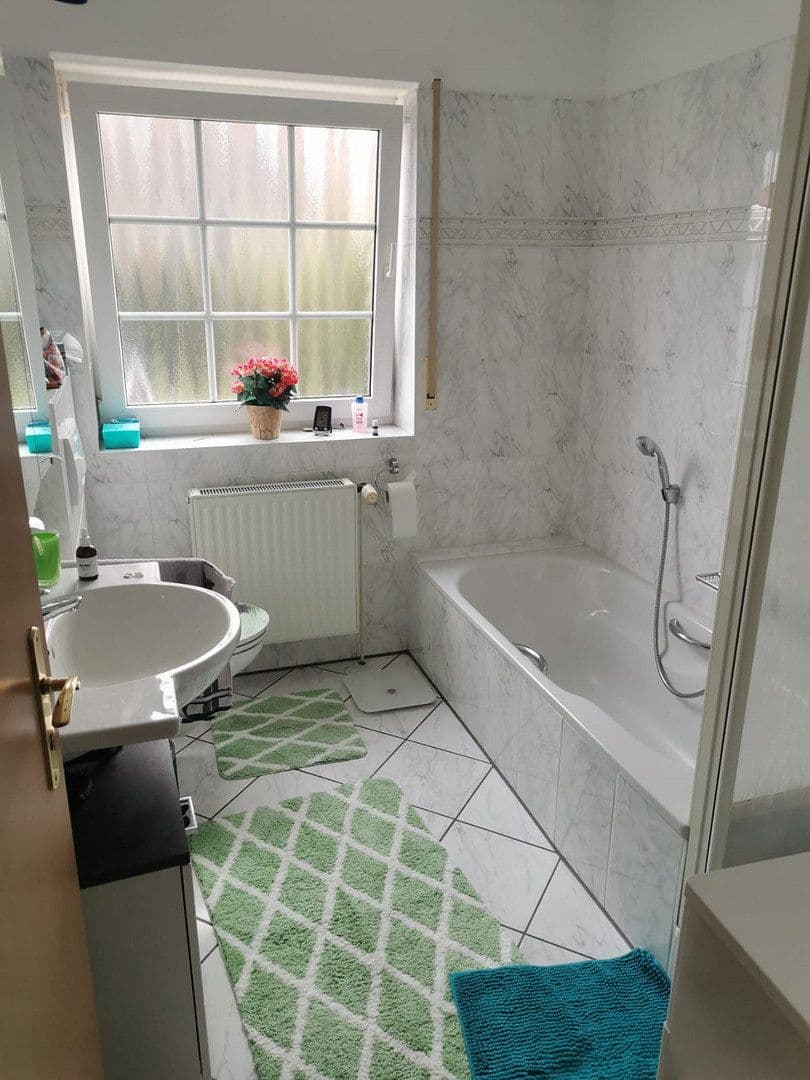 Predaj domu 151 m², pozemok 547 m², Hude (Oldenburg), Dolné Sasko Predaj domu 151 m², pozemok 547 m², Hude (Oldenburg), Dolné Sasko