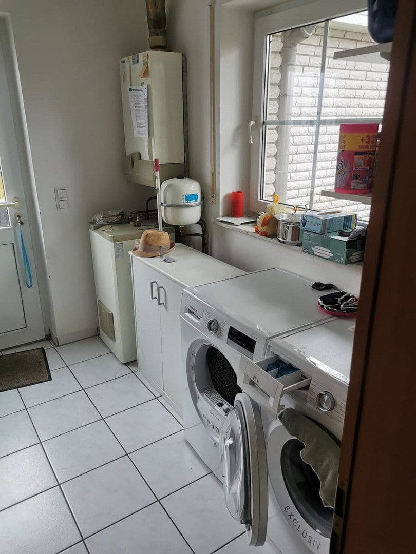 Predaj domu 151 m², pozemok 547 m², Hude (Oldenburg), Dolné Sasko Predaj domu 151 m², pozemok 547 m², Hude (Oldenburg), Dolné Sasko