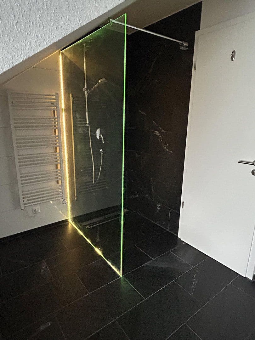 Prenájom bytu 4-izbový 166 m², Nufringen, Bádensko-Wurttembersko Prenájom bytu 4-izbový 166 m², Nufringen, Bádensko-Wurttembersko