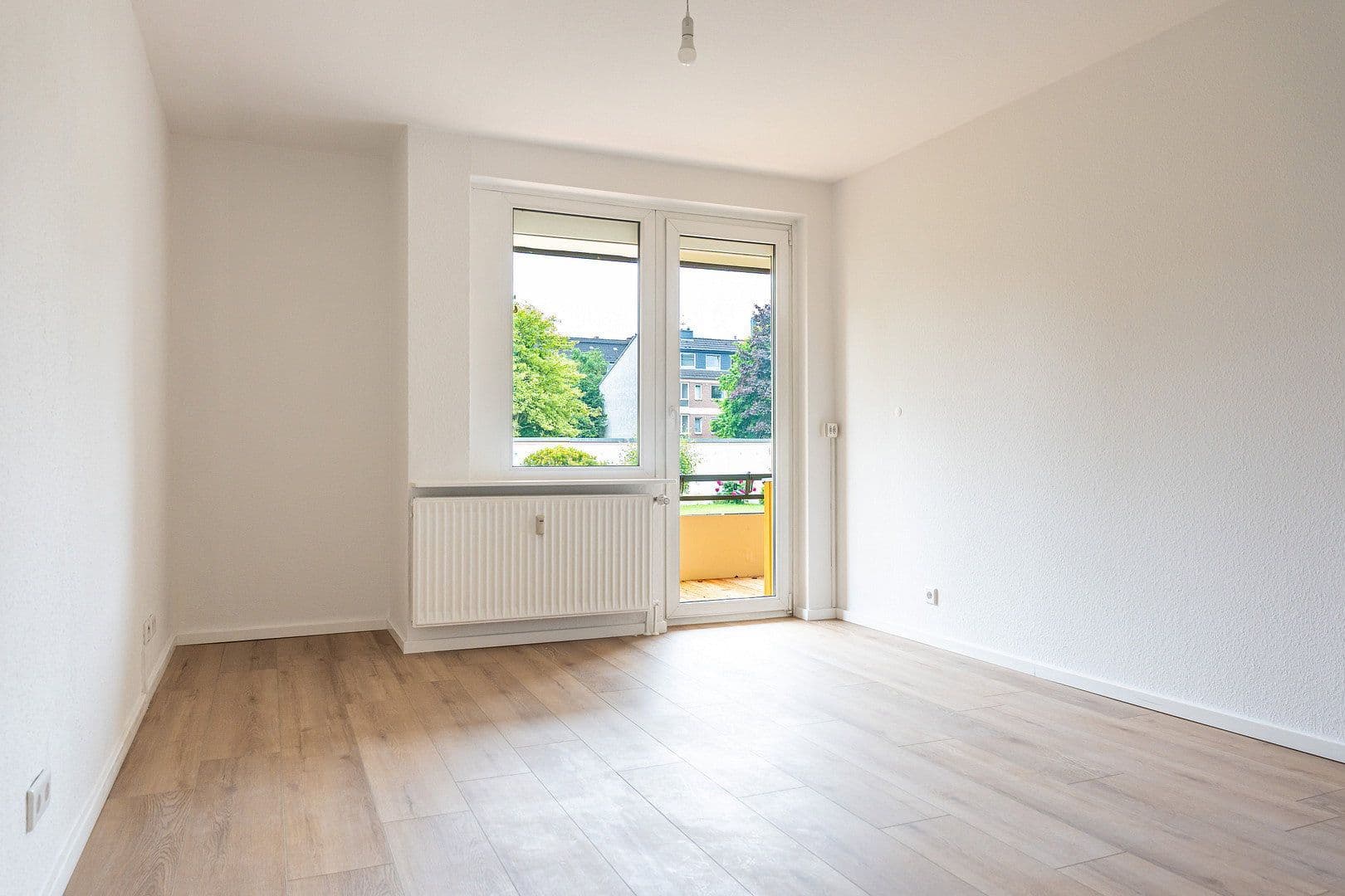 Predaj bytu 3-izbový 81 m², Bremerhaven, Brémy Predaj bytu 3-izbový 81 m², Bremerhaven, Brémy