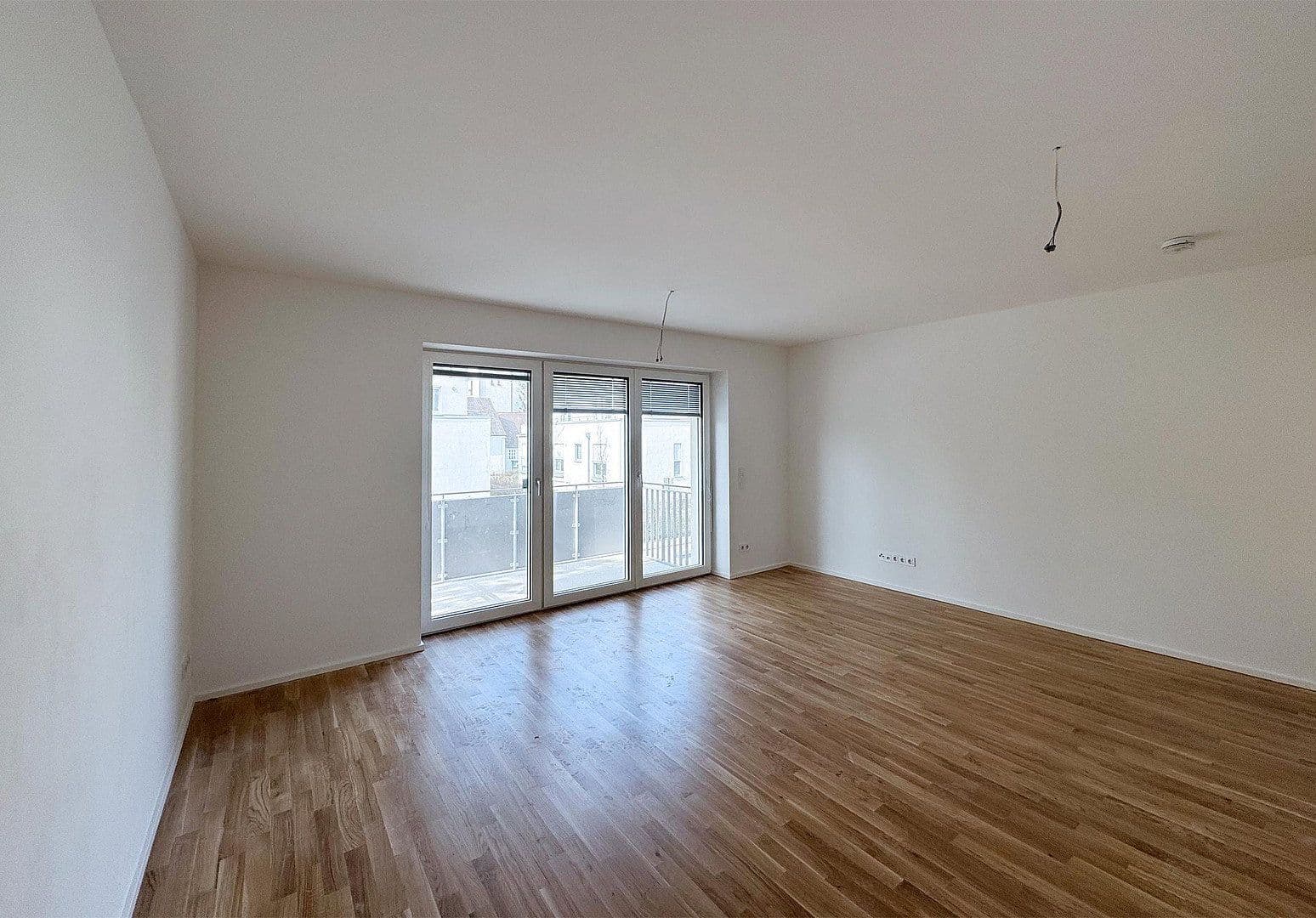 Prenájom bytu 3-izbový 81 m², München-Trudering, Bavorsko Prenájom bytu 3-izbový 81 m², München-Trudering, Bavorsko