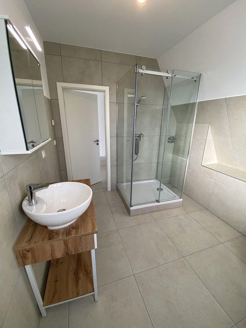 Prenájom bytu 2-izbový 60 m², Berlin, Berlín Prenájom bytu 2-izbový 60 m², Berlin, Berlín