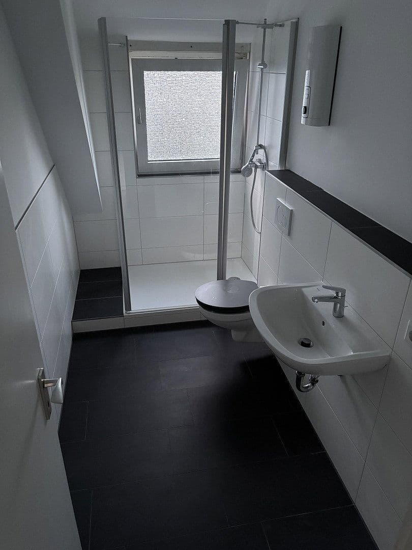 Prenájom bytu 4-izbový 83 m², Aumunder Heide 73, Bremen, Brémy Prenájom bytu 4-izbový 83 m², Aumunder Heide 73, Bremen, Brémy