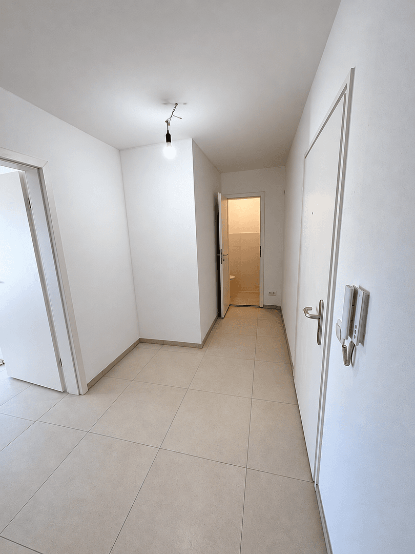 Prenájom bytu 4-izbový 88 m², Wiesentfelser Straße 72, München, Bavorsko Prenájom bytu 4-izbový 88 m², Wiesentfelser Straße 72, München, Bavorsko