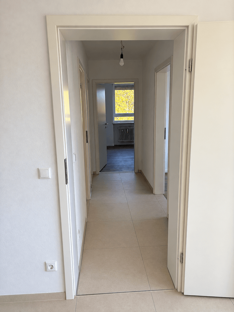 Prenájom bytu 4-izbový 88 m², Wiesentfelser Straße 72, München, Bavorsko Prenájom bytu 4-izbový 88 m², Wiesentfelser Straße 72, München, Bavorsko