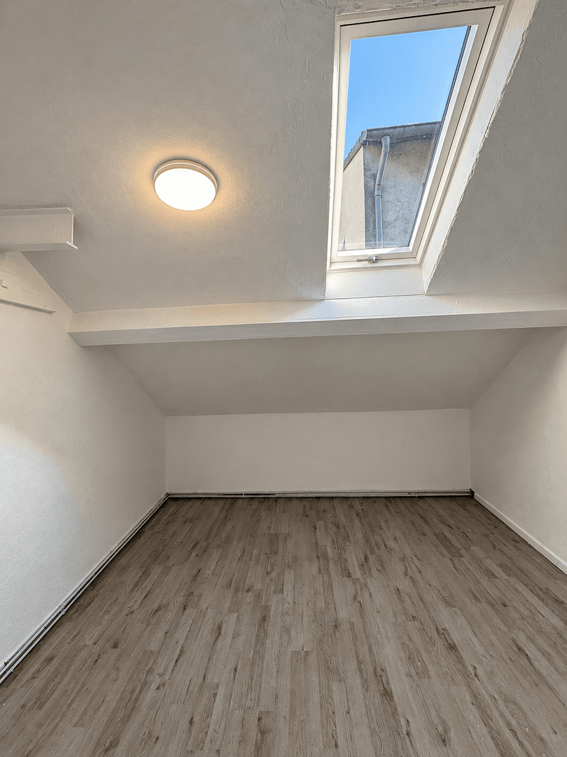 Prenájom bytu 6-izbový 101 m², Eckeseyer Str. 169, Hagen, Severné Porýnie - Westfálsko Prenájom bytu 6-izbový 101 m², Eckeseyer Str. 169, Hagen, Severné Porýnie - Westfálsko