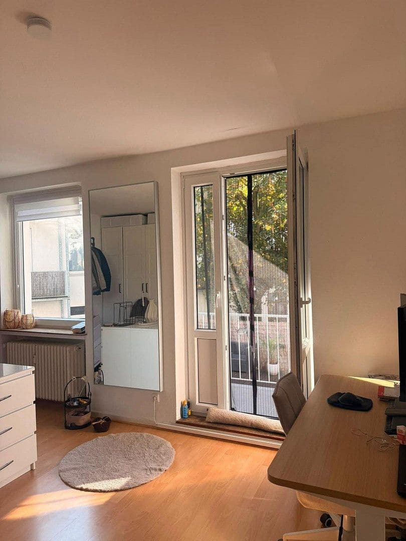 Prenájom bytu 3-izbový 77 m², Bremen, Brémy Prenájom bytu 3-izbový 77 m², Bremen, Brémy