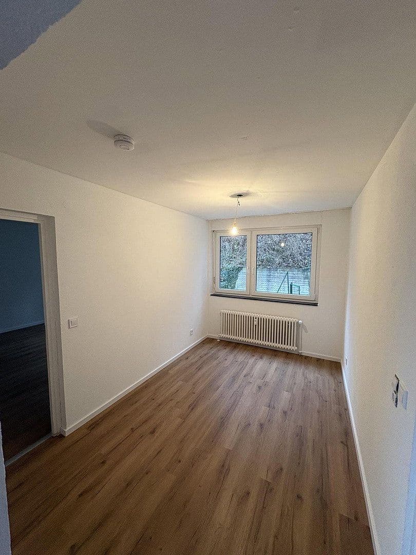 Prenájom bytu 3-izbový 94 m², Blaustein, Bádensko-Wurttembersko Prenájom bytu 3-izbový 94 m², Blaustein, Bádensko-Wurttembersko
