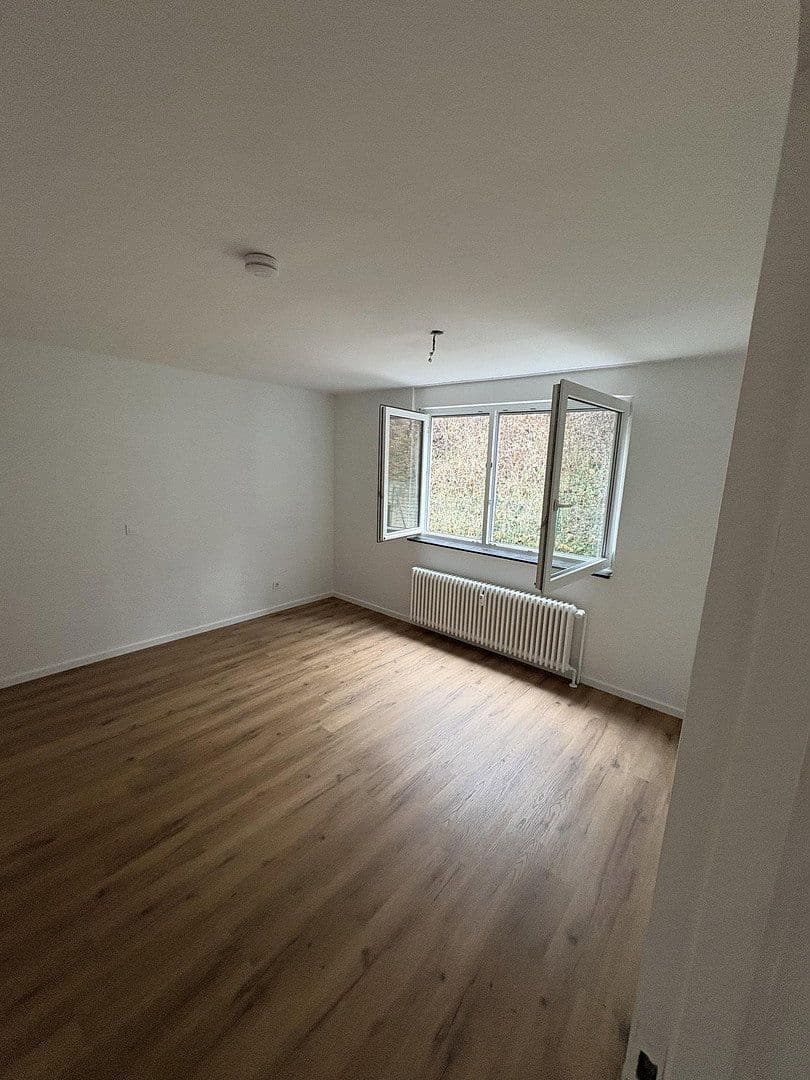 Prenájom bytu 3-izbový 94 m², Blaustein, Bádensko-Wurttembersko Prenájom bytu 3-izbový 94 m², Blaustein, Bádensko-Wurttembersko