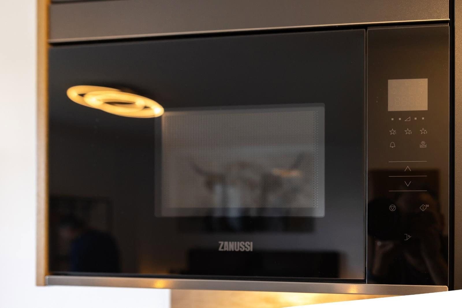 Prenájom bytu 1-izbový 24 m², Emil-Riedel-Straße 11, München, Bavorsko Prenájom bytu 1-izbový 24 m², Emil-Riedel-Straße 11, München, Bavorsko