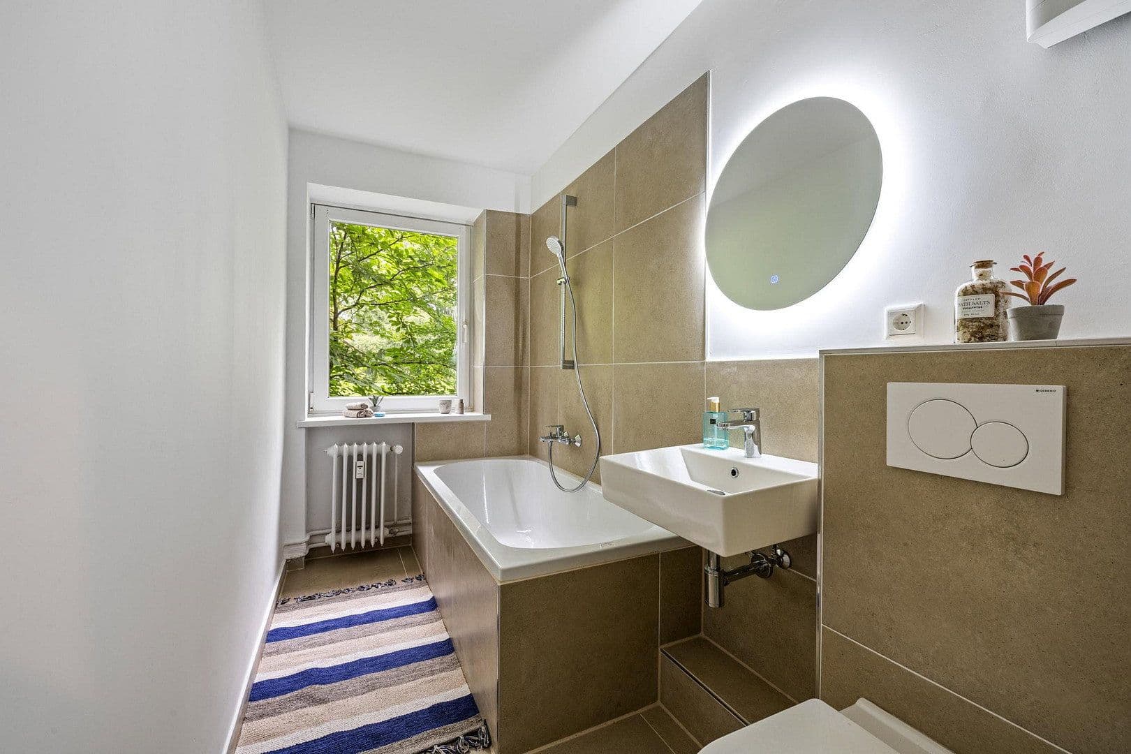 Predaj bytu 2-izbový 45 m², Hamburg, Hamburg Predaj bytu 2-izbový 45 m², Hamburg, Hamburg