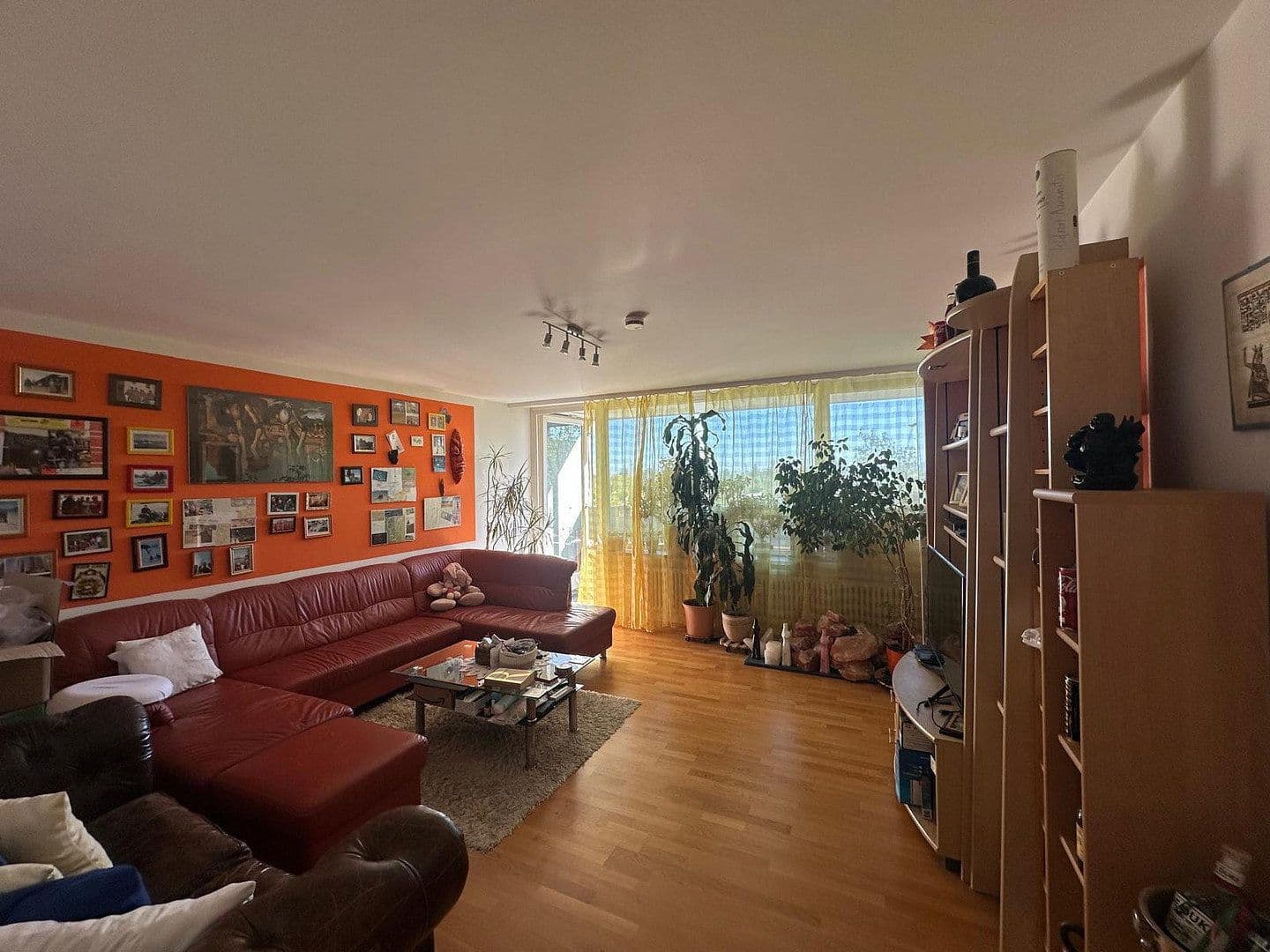 Prenájom bytu 3-izbový 83 m², Max-von-Laue-Str. 6, München, Bavorsko Prenájom bytu 3-izbový 83 m², Max-von-Laue-Str. 6, München, Bavorsko