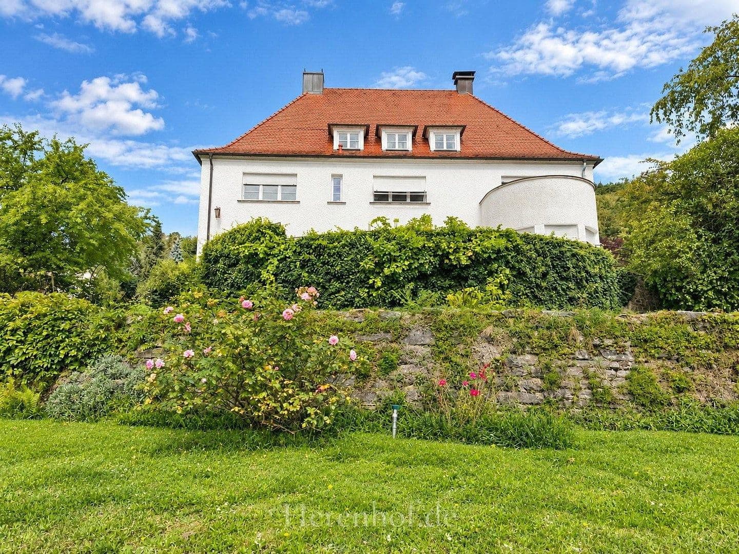 Predaj domu 538 m², pozemok 6.401 m², Lorenz-Sandler-Straße 26, Kulmbach, Bavorsko Predaj domu 538 m², pozemok 6.401 m², Lorenz-Sandler-Straße 26, Kulmbach, Bavorsko