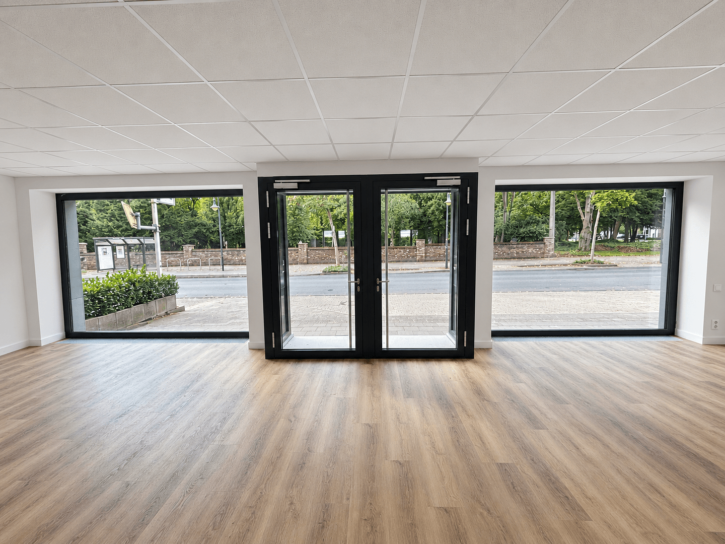 Prenájom kancelárie 320 m², Bahnhofstr. 44, Wegberg, Severné Porýnie - Westfálsko Prenájom kancelárie 320 m², Bahnhofstr. 44, Wegberg, Severné Porýnie - Westfálsko