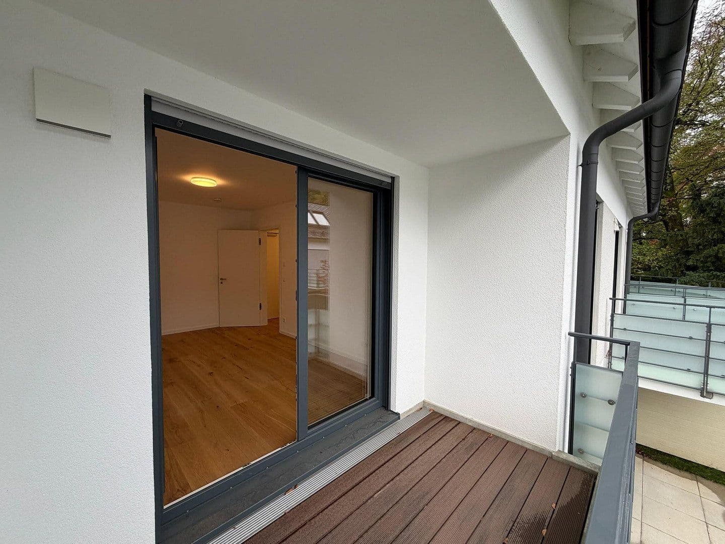 Prenájom bytu 2-izbový 58 m², Unterbiberger Straße 76, München, Bavorsko Prenájom bytu 2-izbový 58 m², Unterbiberger Straße 76, München, Bavorsko