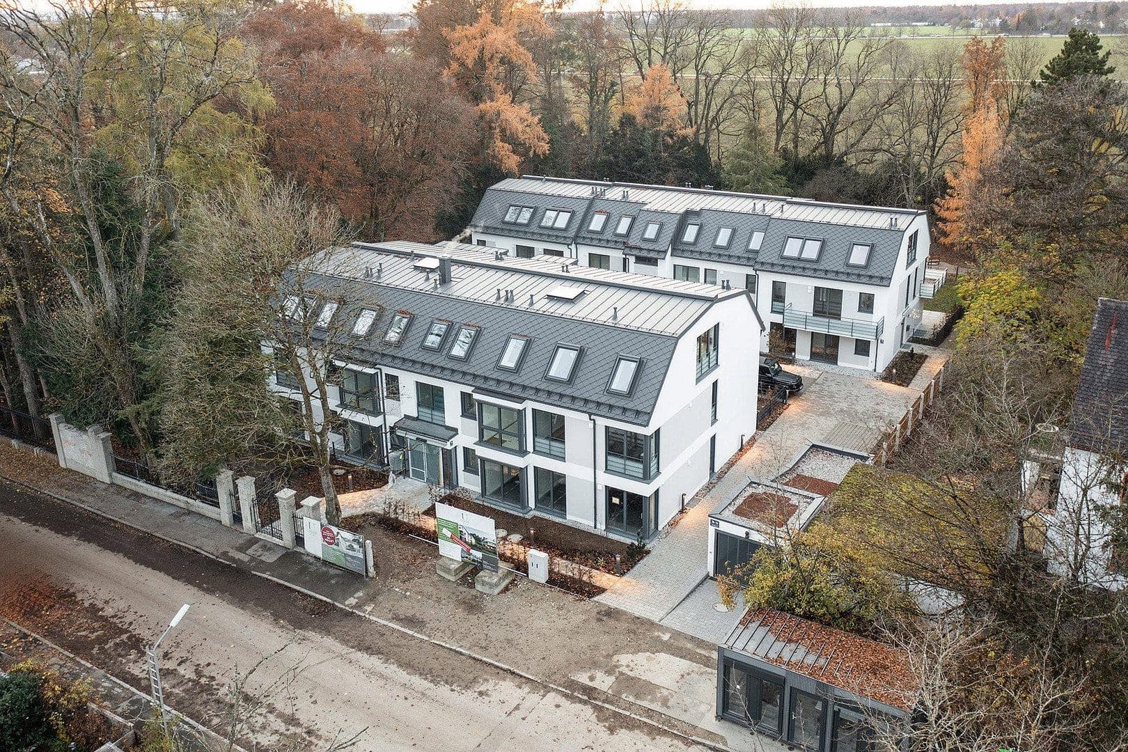 Prenájom bytu 2-izbový 58 m², Unterbiberger Straße 76, München, Bavorsko Prenájom bytu 2-izbový 58 m², Unterbiberger Straße 76, München, Bavorsko