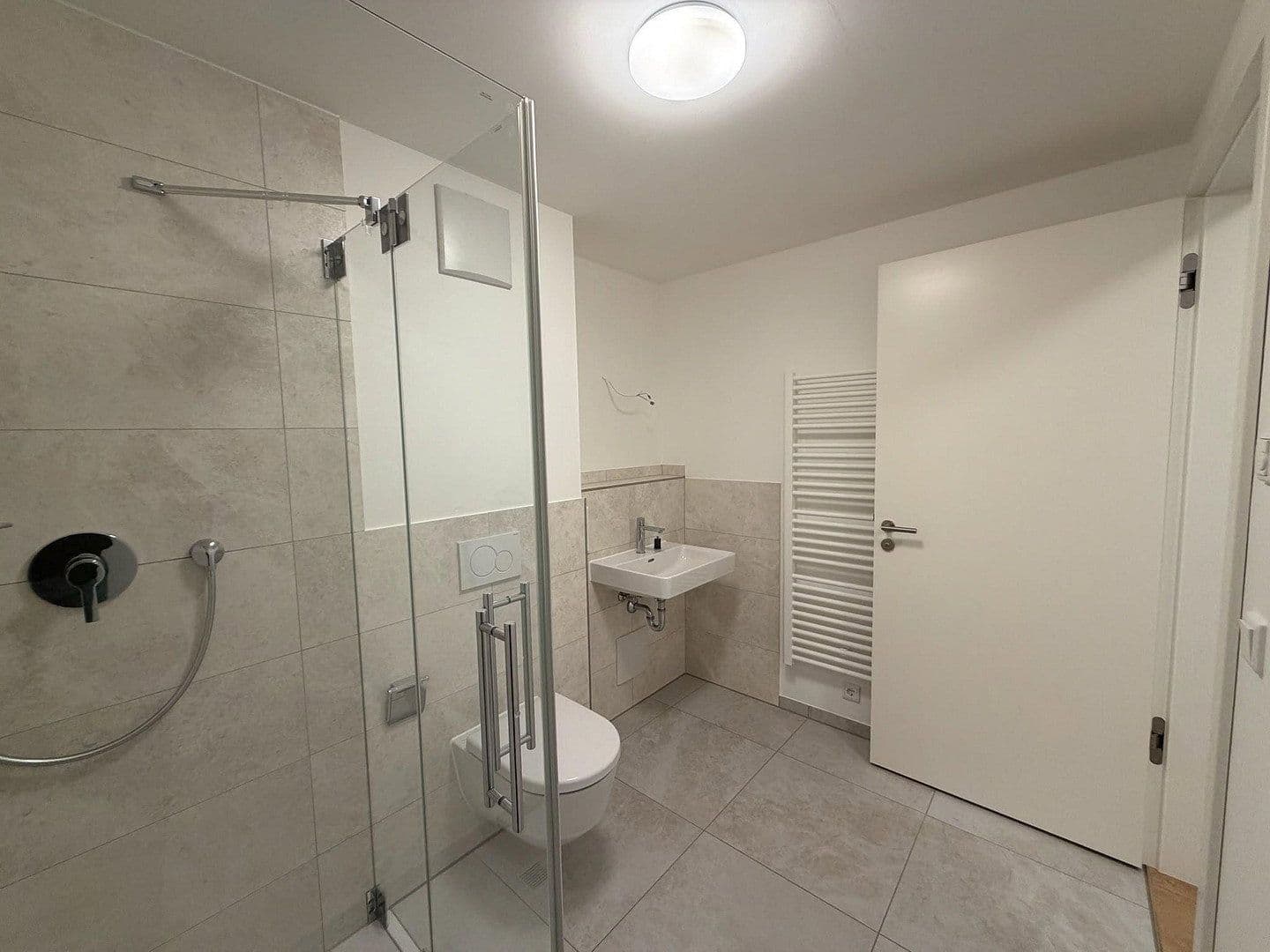 Prenájom bytu 2-izbový 58 m², Unterbiberger Straße 76, München, Bavorsko Prenájom bytu 2-izbový 58 m², Unterbiberger Straße 76, München, Bavorsko