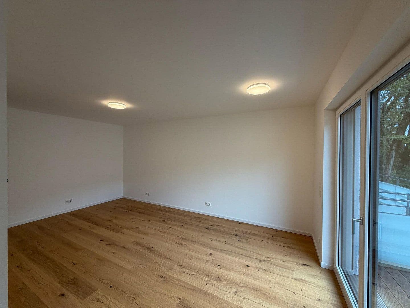 Prenájom bytu 2-izbový 58 m², Unterbiberger Straße 76, München, Bavorsko Prenájom bytu 2-izbový 58 m², Unterbiberger Straße 76, München, Bavorsko