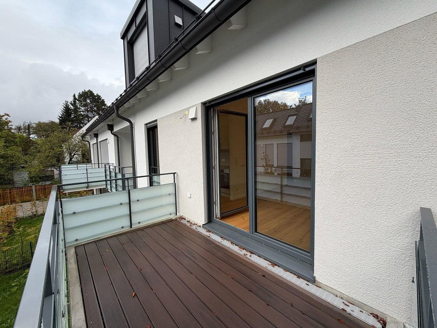 Prenájom bytu 2-izbový 58 m², Unterbiberger Straße 76, München, Bavorsko Prenájom bytu 2-izbový 58 m², Unterbiberger Straße 76, München, Bavorsko