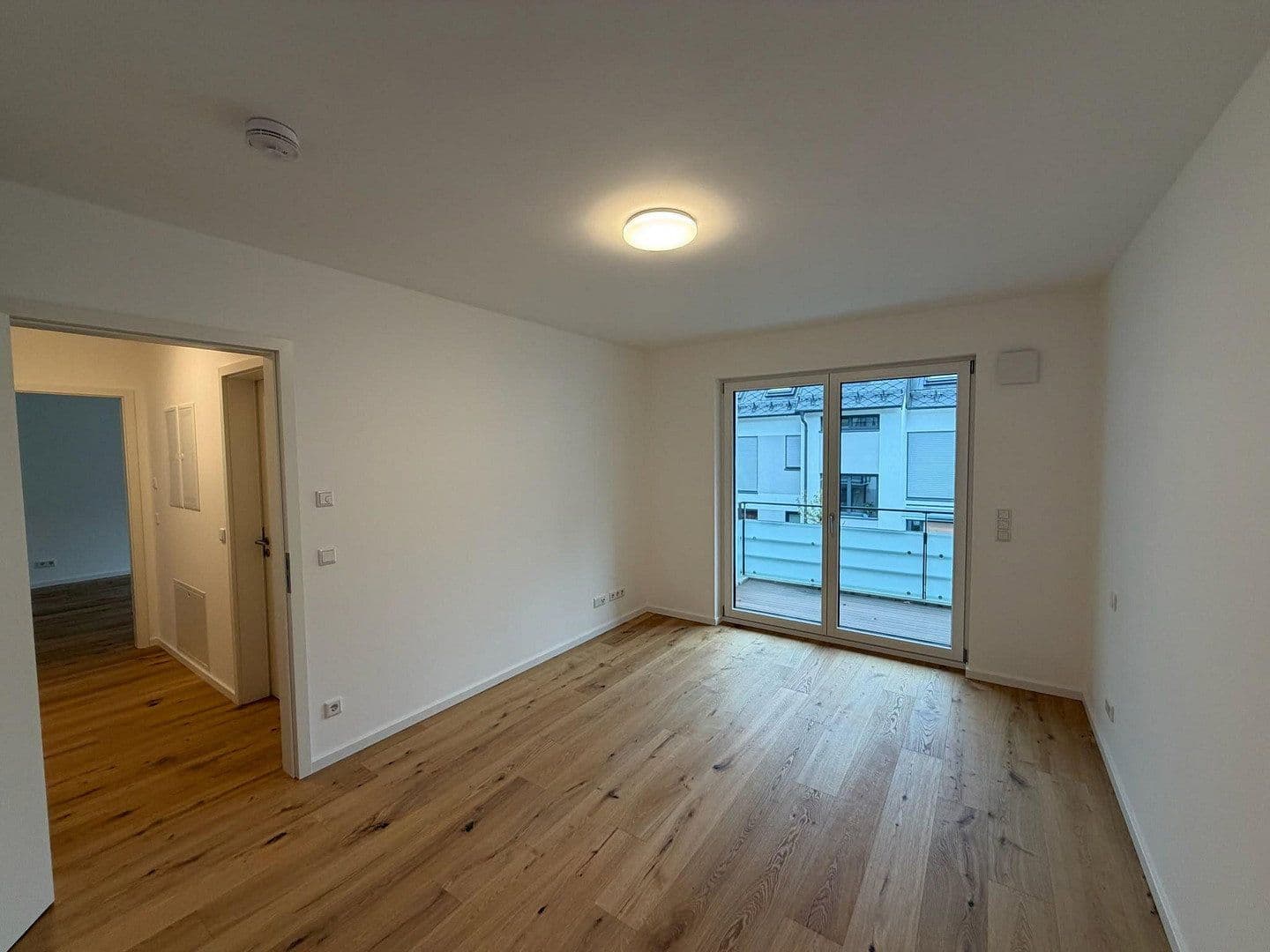 Prenájom bytu 2-izbový 58 m², Unterbiberger Straße 76, München, Bavorsko Prenájom bytu 2-izbový 58 m², Unterbiberger Straße 76, München, Bavorsko