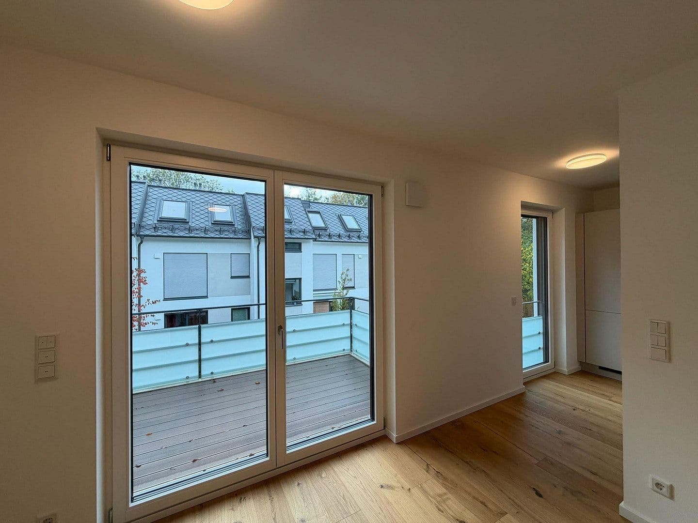 Prenájom bytu 2-izbový 58 m², Unterbiberger Straße 76, München, Bavorsko Prenájom bytu 2-izbový 58 m², Unterbiberger Straße 76, München, Bavorsko