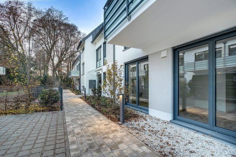 Prenájom bytu 2-izbový 58 m², Unterbiberger Straße 76, München, Bavorsko Prenájom bytu 2-izbový 58 m², Unterbiberger Straße 76, München, Bavorsko