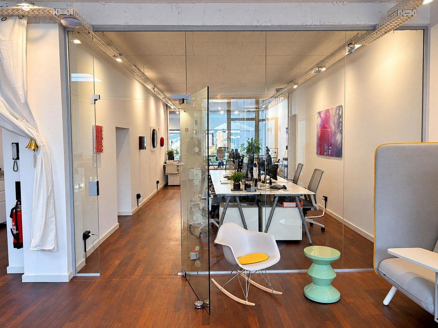 Prenájom kancelárie 231 m², Jahnstr. 35, Düsseldorf, Severné Porýnie - Westfálsko Prenájom kancelárie 231 m², Jahnstr. 35, Düsseldorf, Severné Porýnie - Westfálsko